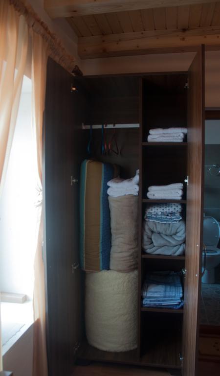 Aste Guesthouse Tropoje Zimmer foto